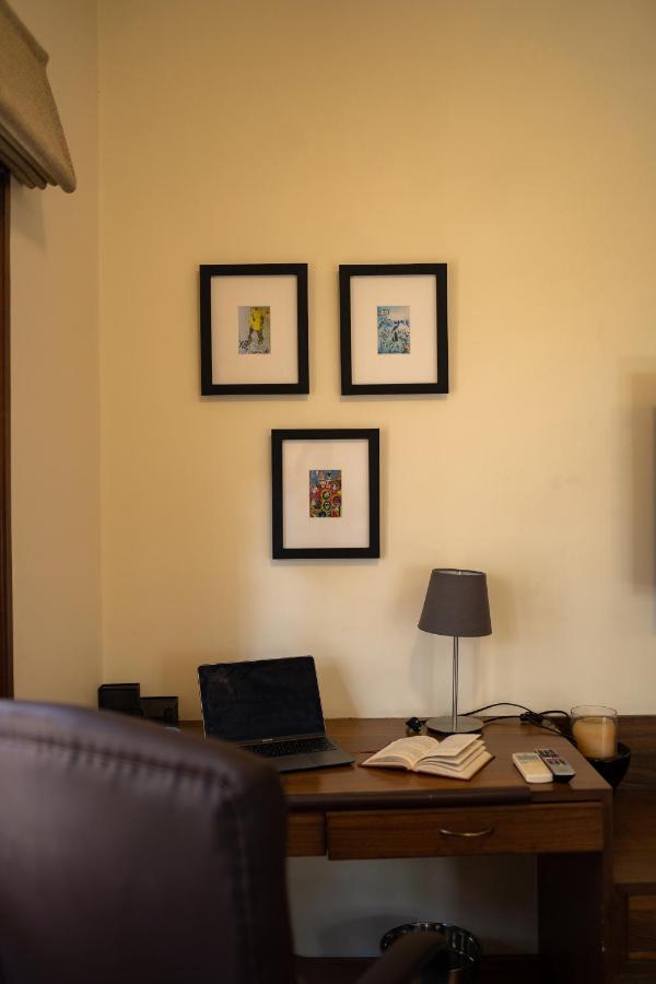 Luho 187 Bed & Breakfast Bangalore Bagian luar foto